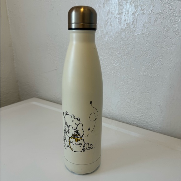 Winnie the Pooh stainless steal bottle - Picture 2 of 5